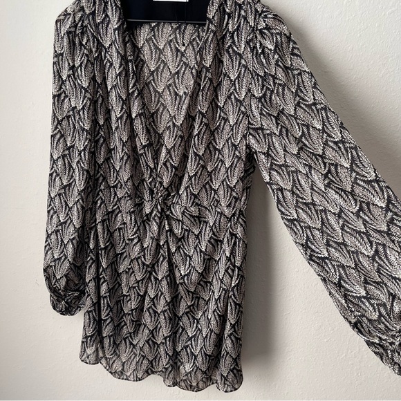 Zara Women Gray/Black Knotted Metallic Thread Mini Dress Size Large Long Sleeve - Picture 6 of 11